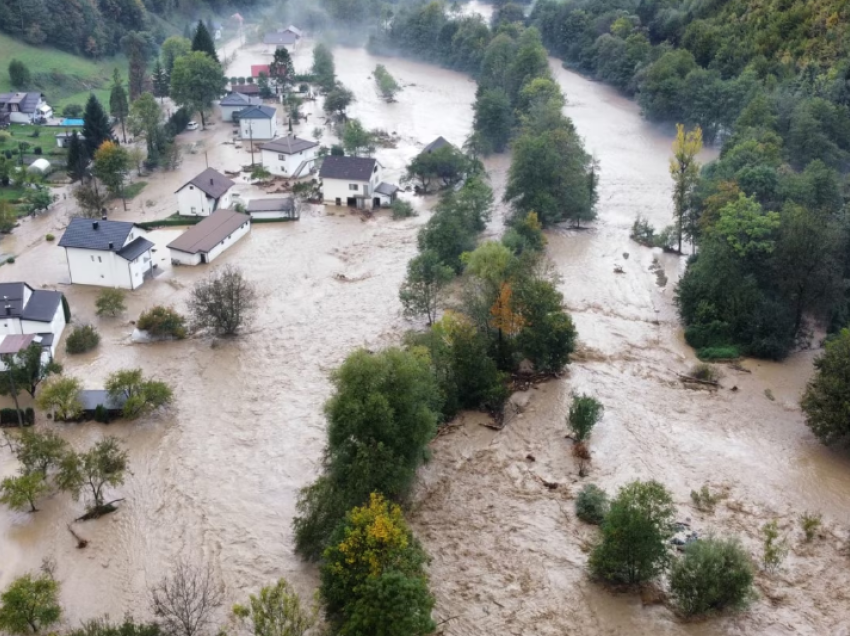 Pamje nga përmbytjet në Bosnje dhe Hercegovinë