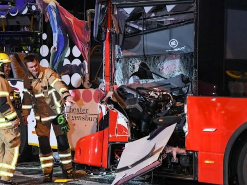 Rreth 50 të lënduar pas një përplasjeje mes dy autobusëve në Regensburg të Gjermanisë