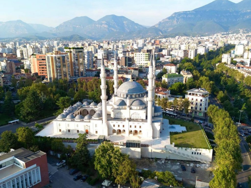 Nesër inaugurohet Xhamia e Namazgjasë, të pranishëm Rama e Erdogan