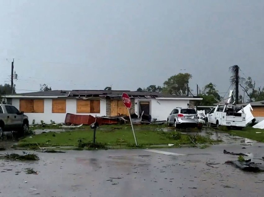 Dalin pamjet e para të Uraganit Milton në Florida