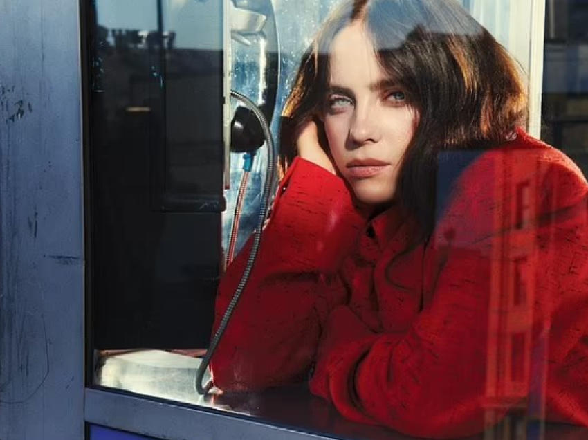 Billie Eilish këmbëngul se nuk do ta diskutojë kurrë më seksualitetin e saj, pasi doli si ‘queer’ vitin e kaluar