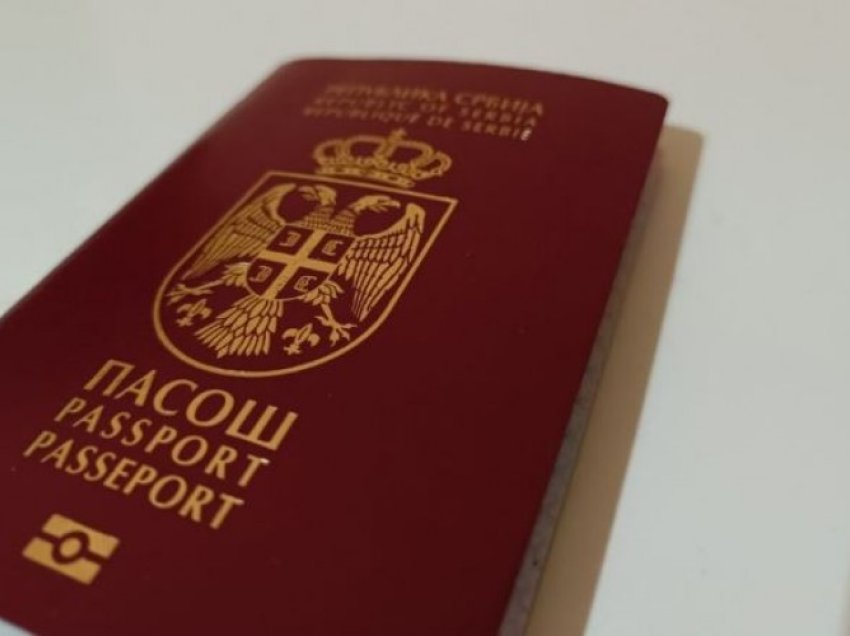 Serbët e Kosovës me pasaporta të Serbisë mund të udhëtojnë pa viza në BE