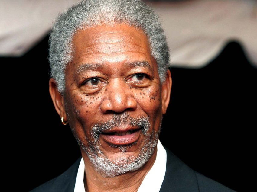 Të bësh para apo dashuri? Fjalimi i Morgan Freeman që do ju prek zemrat