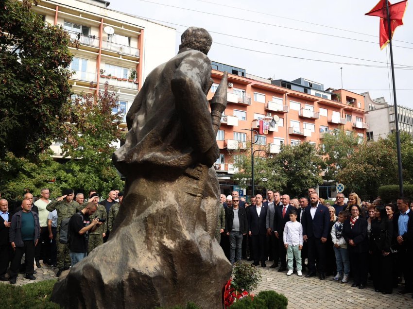 Haradinaj kujton Adrian Krasniqin: Rënia e tij u shndërrua në frymëzim për ne