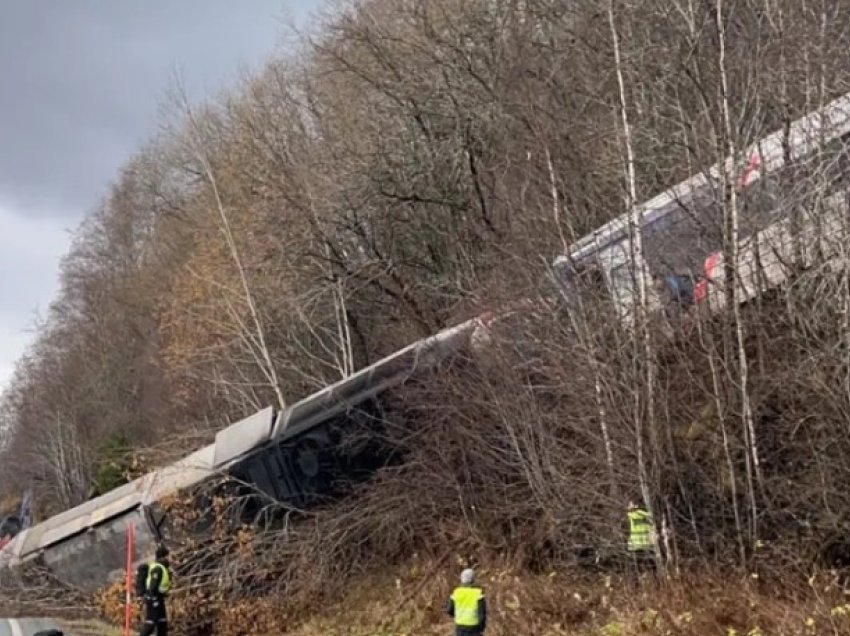 Norvegji, treni me 90 pasagjerë del nga shinat, raportohet për një viktimë