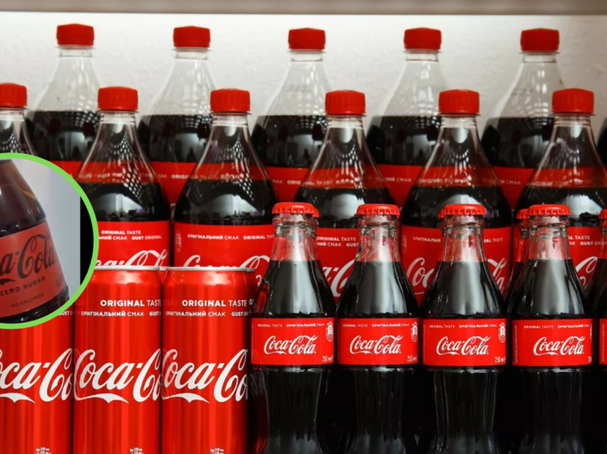 Pamje| Një banor i Prishtinës gjen copa metali brenda shishes së Coca Colës