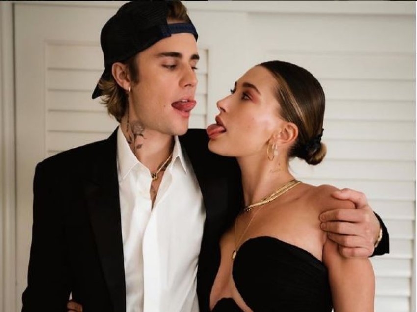 Justin Bieber dhe partnerja e tij Haliey, kapen mat nga paparaci! Çifti shfaqen në momente hot