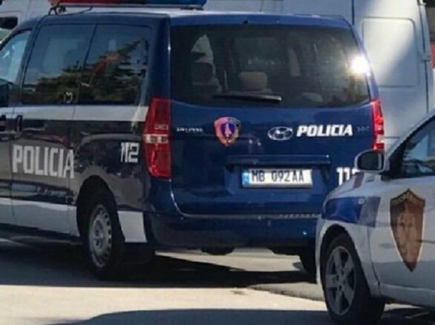 Shfrytëzonte foshnjën e saj për të lypur, arrestohet në Tiranë nëna 25-vjeçare