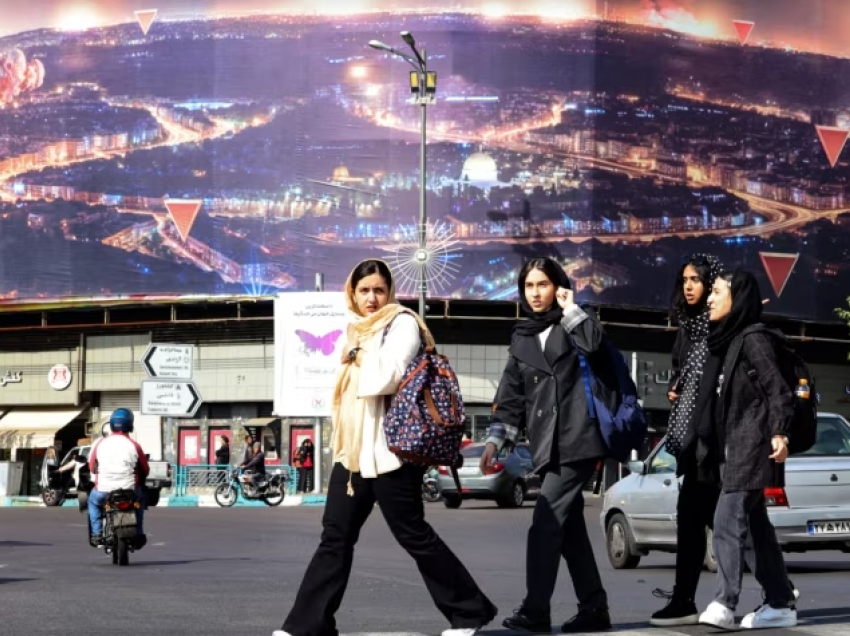 Irani thotë se dy ushtarë u vranë gjatë sulmeve izraelite