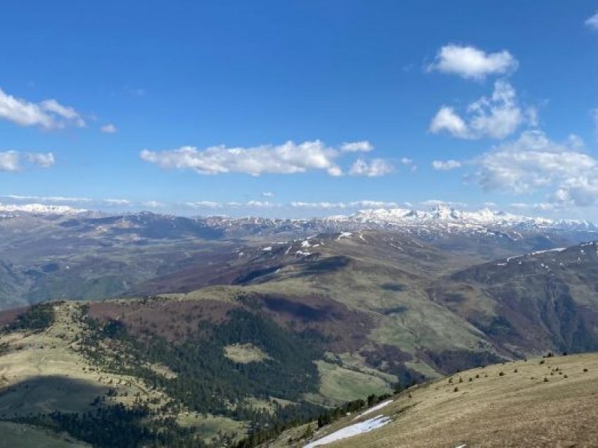 Mbizotërim i motit të kthjellët, vranësira në disa zona, parashikimi i motit për sot