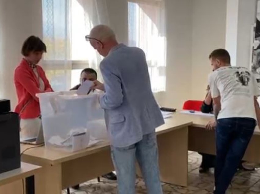 Zgjedhjet parlamentare në Bullgari, votohet edhe në Kukës