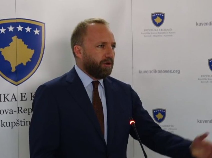 Tahiri: Qeveria Kurti s’është aspak serioze, fati i Kosovës që jemi afër zgjedhjeve