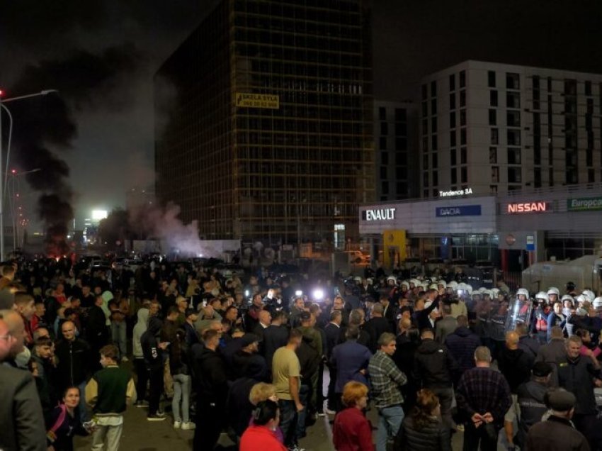 Mosbindja civile/ Tensione të vogla, përfundon pa incidente protesta 3 orëshe e opozitës…