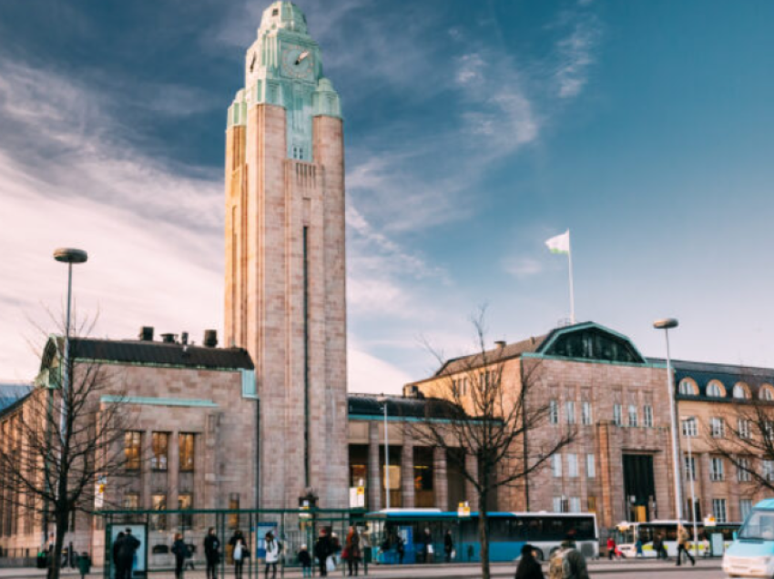 Finlanda planifikon të ndalojë rusët të blejnë prona në vend