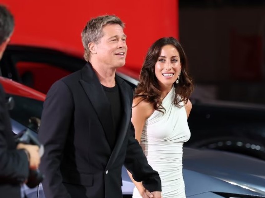 Brad Pitt prezanton për herë të parë të dashurën gjatë parakalimit në tapetin e kuq në Festivalin e Filmit në Venecia