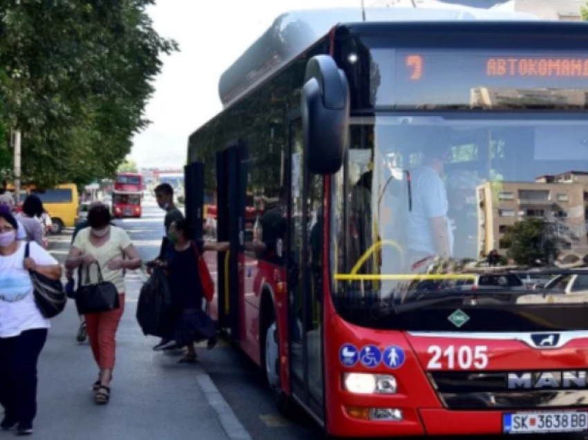 Maqedoni, nxënësit e shkollave private kërkojnë që transporti falas të vlejë edhe për ata