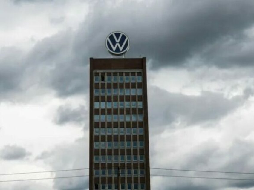 Volkswagen mund të mbyllë fabrikat në Gjermani për herë të parë në histori