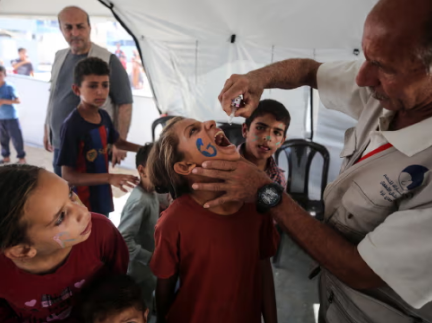 Fushata e vaksinimit ndaj poliomielitit vazhdon në Gaza pavarësisht bombardimeve të vazhdueshme izraelite