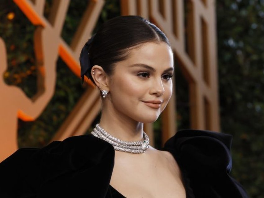 Selena Gomez tregon se nuk mund të mbetet shtatzënë për shkaqe shëndetësore