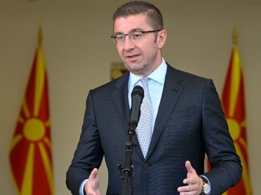 Mickoski: Çdo qytetar meriton qasje në barnat që i nevojiten