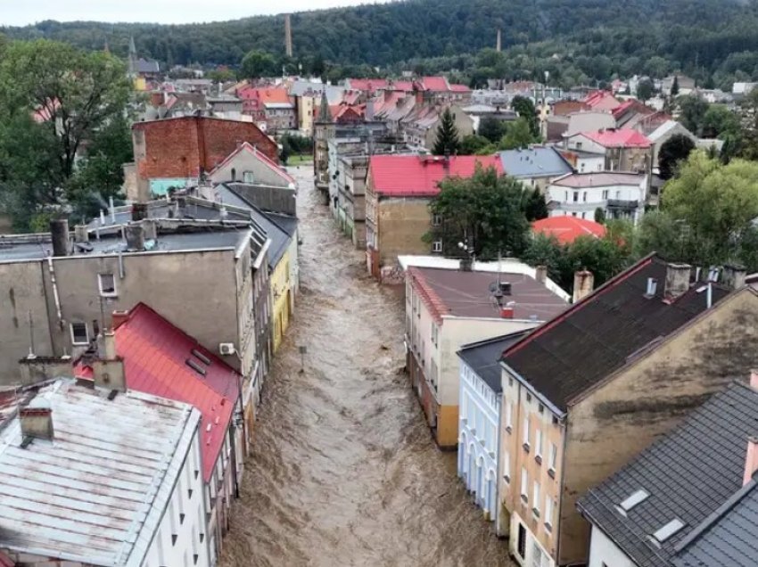 Përmbytje masive, Polonia shpall gjendjen e katastrofës