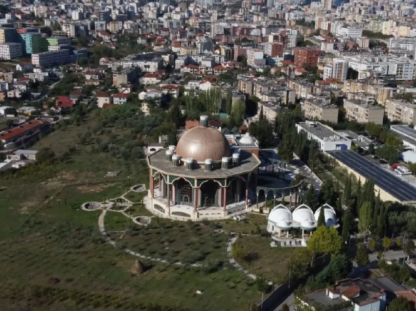 Shteti bektashi në Tiranë, dilemat e historianëve/ Diskutim publik dhe diferencat me Italinë, ja pse studiuesit e shohin të vështirë