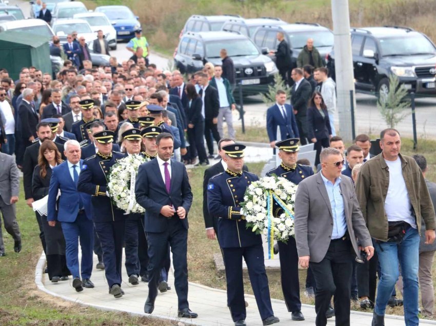 Konjufca për Bunjakun: Me ndërgjegje të lartë u gjend përballë paramilitarizmit të vjetër të Serbisë