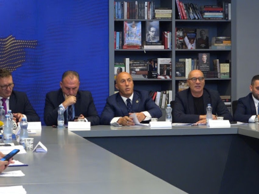 ​Prezantohet programi qeverisës AAK-Nisma, Haradinaj: Shtylla e parë është anëtarësimi në NATO