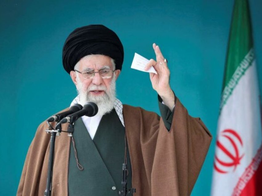 Lideri suprem i Iranit dërgohet në një lokacion më të sigurt, Hezbollahu thotë se ka lansuar raketa mbi Izraelin