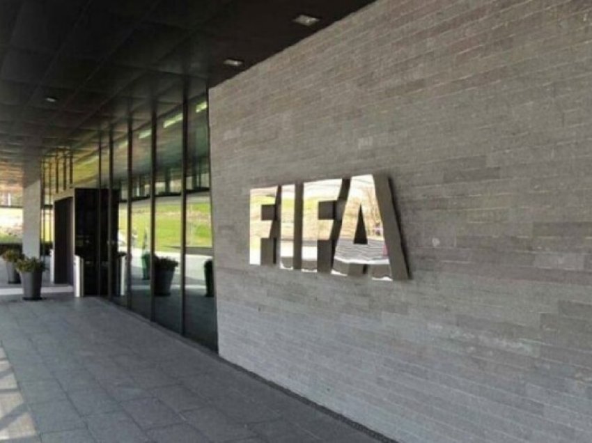 FIFA konfirmon 12 stadiumet për Kupën e Botës