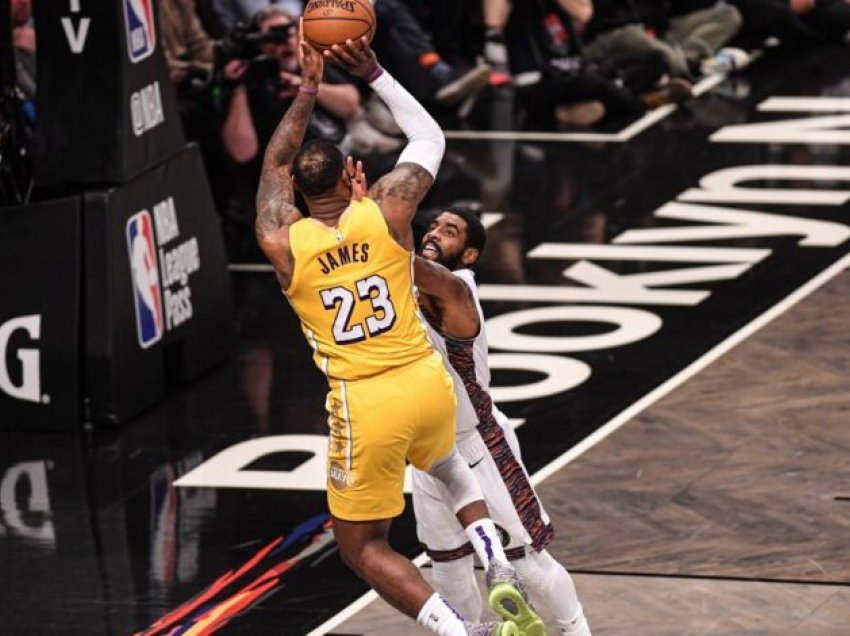 LeBron James shënoi 33 pikë