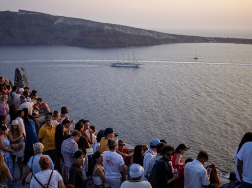 Mobilizohet Greqia/ Pas lëkundjeve sizmike, rritet frika për cunam