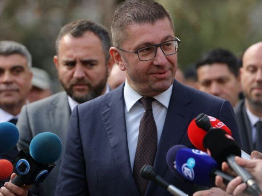 Mickoski: Të gjithë deputetët të votojnë për shpërndarjen e Këshillit Gjyqësor