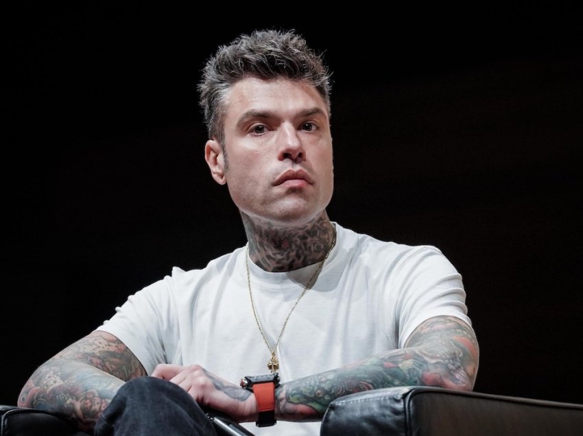 Fedez bën një tatuazh të ri, ja kuptimi i tij