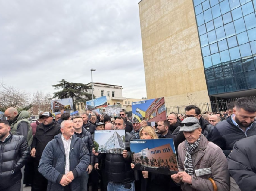 Shoqata për Autonominë Vendore në krah të Veliajt: Ndalimi i tij, pa vendim të prerë gjykate, cenon autonominë lokale