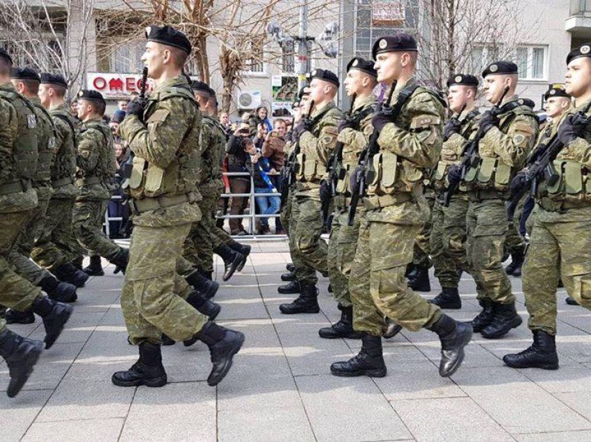 FSK dhe Policia e Kosovës parakalojnë sot në Prishtinë