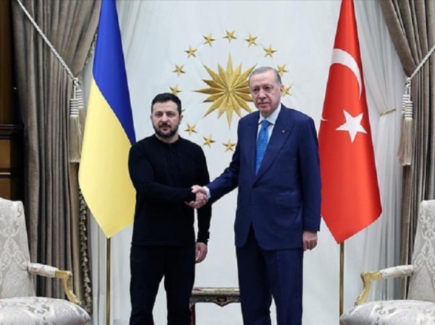 ​Presidenti Erdogan takohet me homologun ukrainas Zelensky