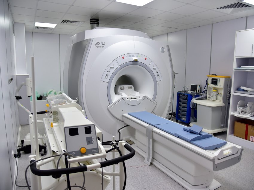 Mbi 193 mijë shërbime radiologjike janë realizuar në QKUK