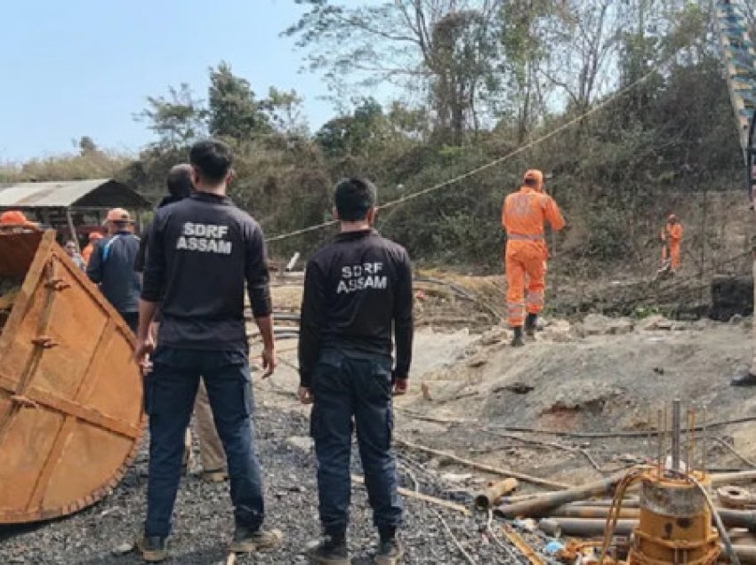 ​Gjenden trupat e pajetë të pesë personave në një minierë të Indisë