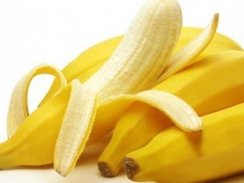 Çfarë do të ndodhë me trupin tuaj nëse hani 2 banane në ditë?