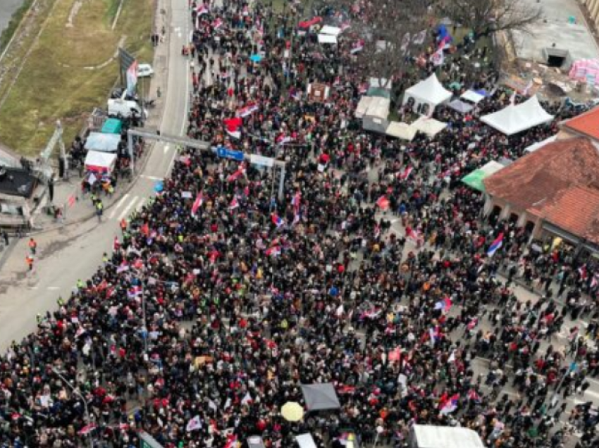 Në protestat e studentëve në Serbi edhe veteranë të brigadës që luftoi në Kosovë