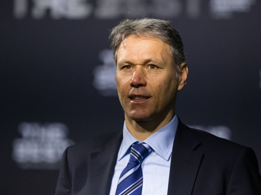 Van Basten kritikon Teo Hernandezin