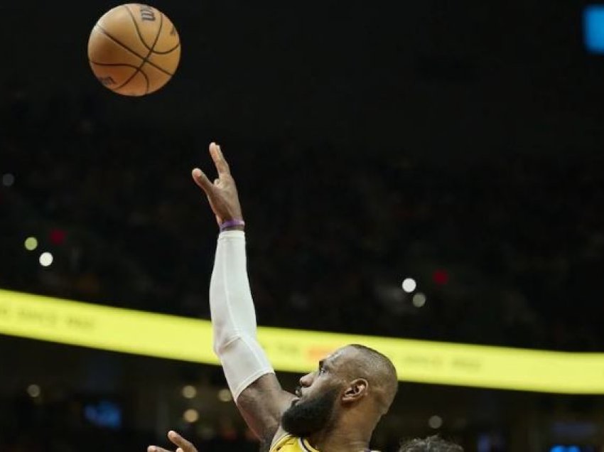 LeBron magjik për Lakers-at