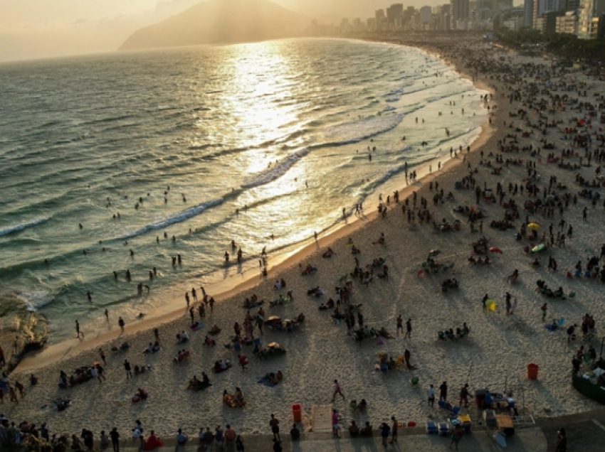 Brazil, qyteti Rio de Janeiro po përjeton ditët më të nxehta