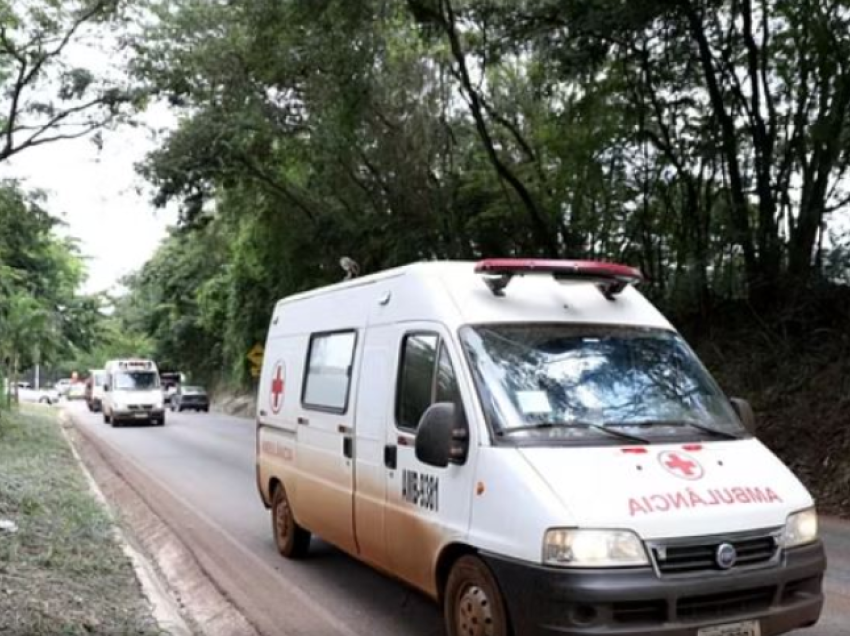 Aksidentohet autobusi me studentë në Brazil, 12 të vdekur