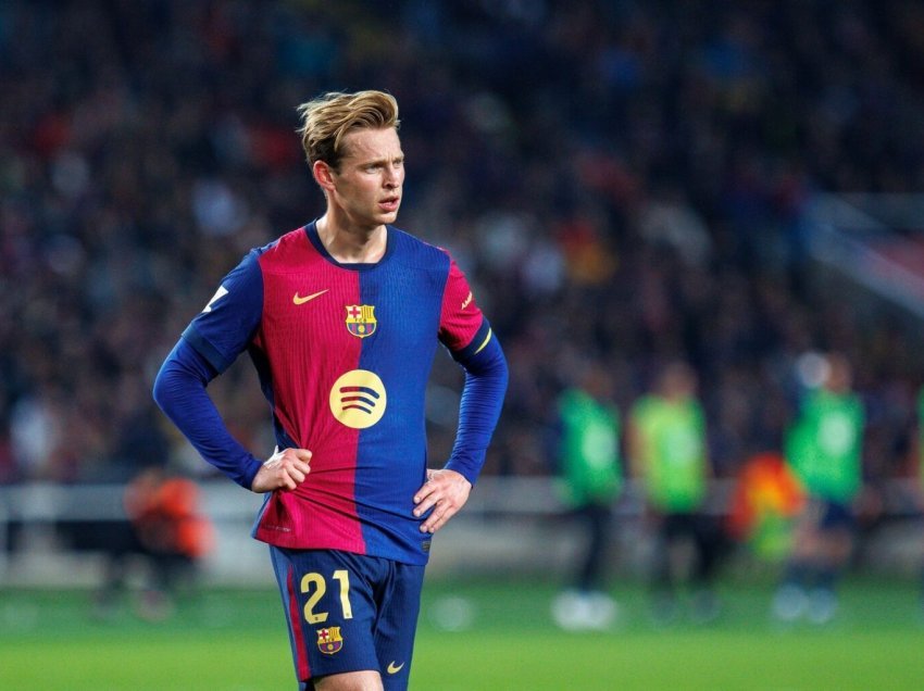 Barcelona ia ofron pesë klubeve mundësinë për të nënshkruar me De Jong