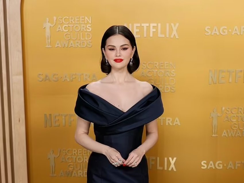 Selena Gomez ndryshon peshë, tregon problemin shëndetësor