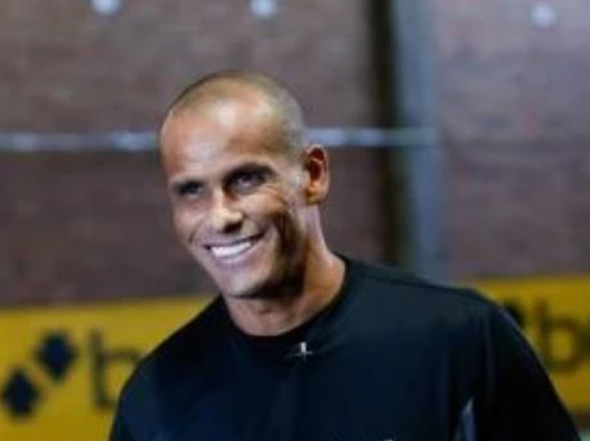 Rivaldo paralajmëron Barçën