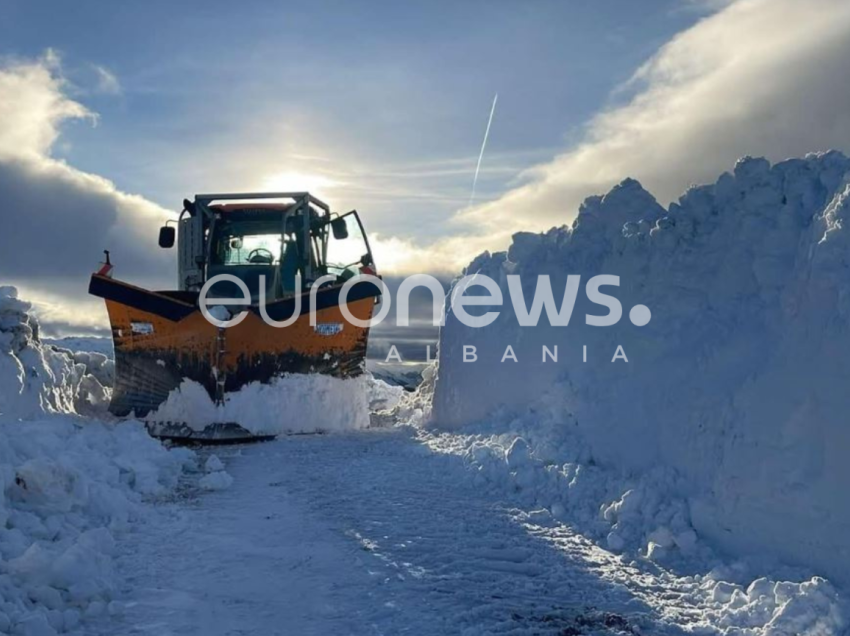 1.5 metër borë në Mashkullorë, izolohen banorët