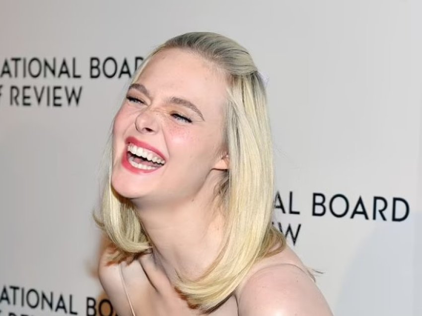 Elle Fanning mahnitëse në Gala të Bordit Kombëtar të Rishikimit 2025 në Nju Jork 